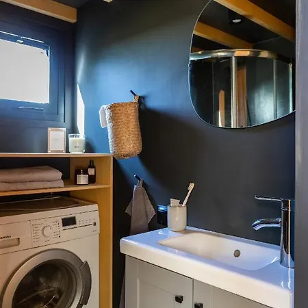 Tiny House In The Countryside *